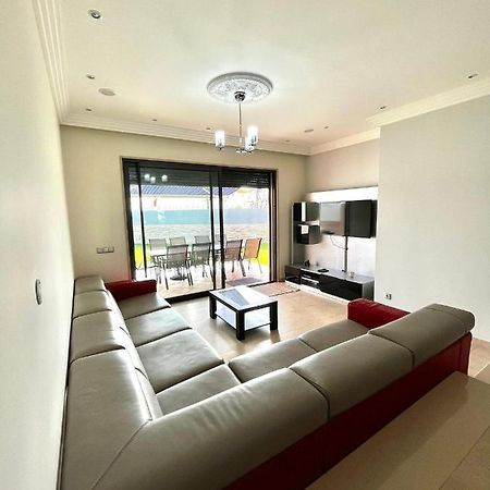 Funtastic Villa With Pool 알부페이라 외부 사진