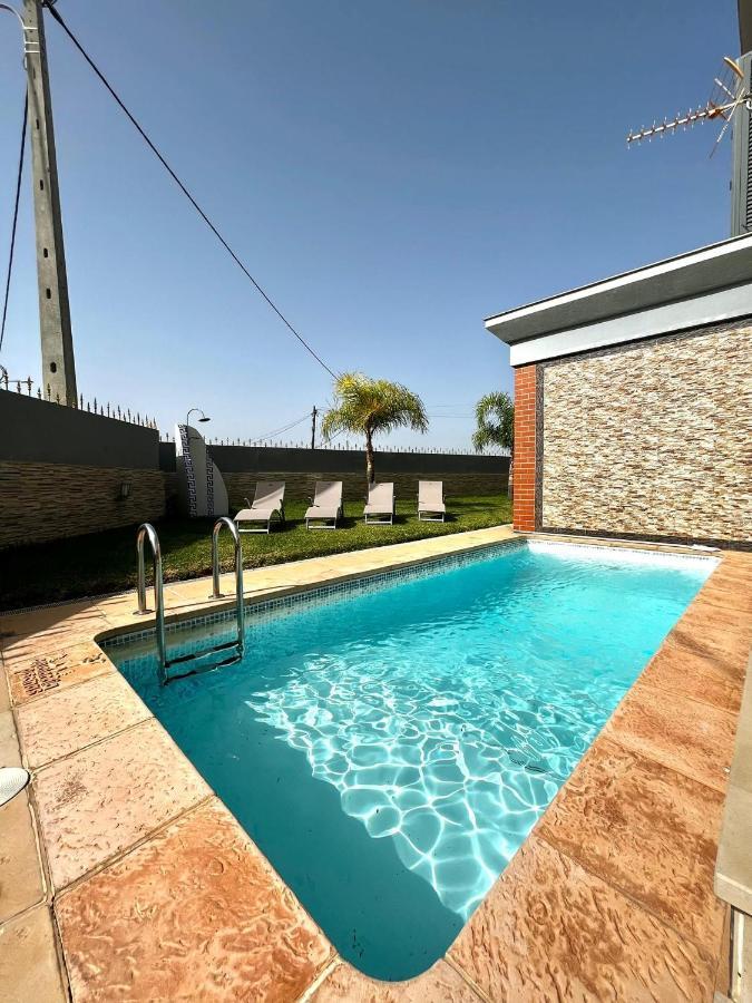 Funtastic Villa With Pool 알부페이라 외부 사진